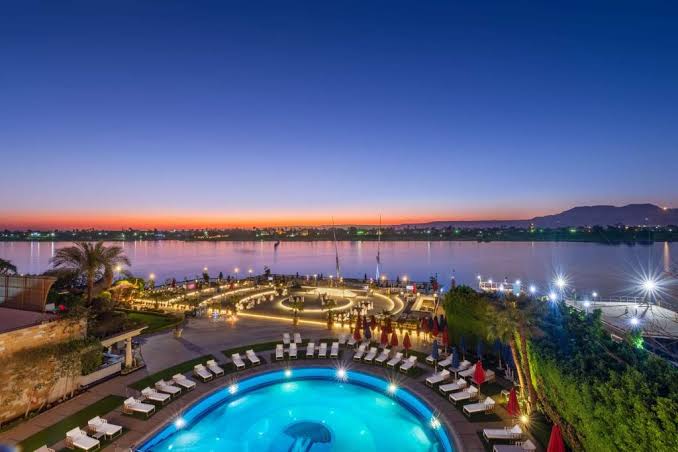Hotel Luxor Nile