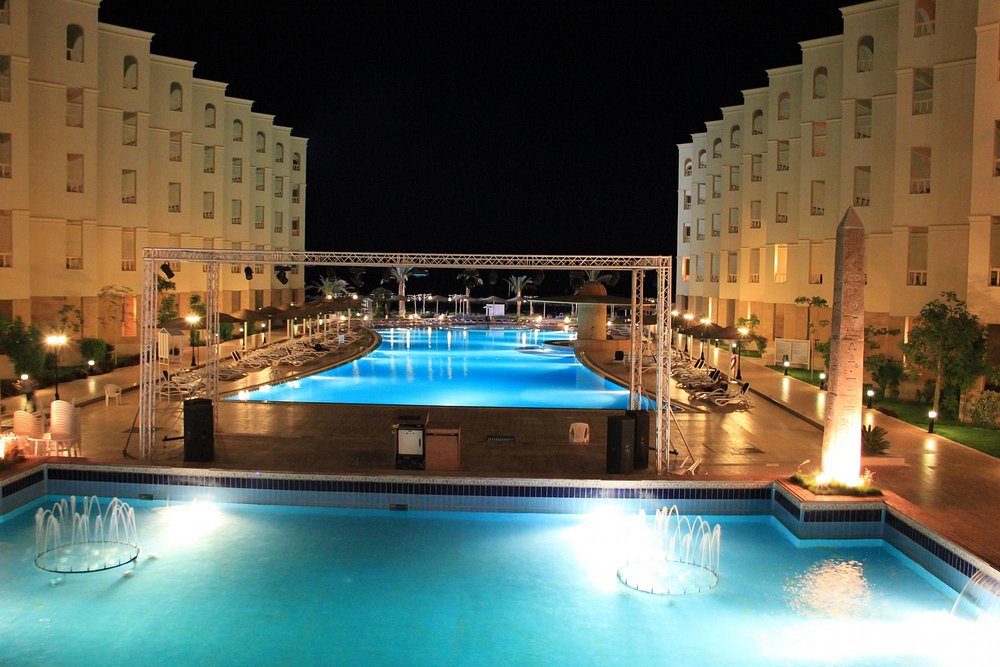 A.M.C Royal Hurghada